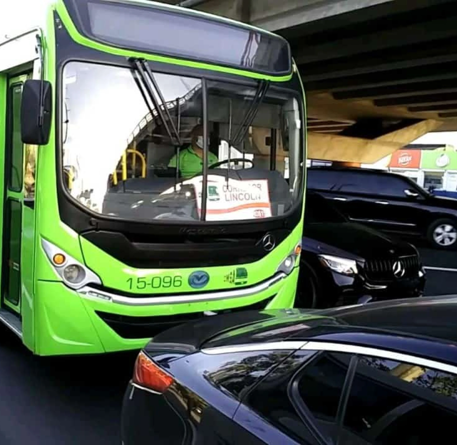 corredor pink digiworld 1