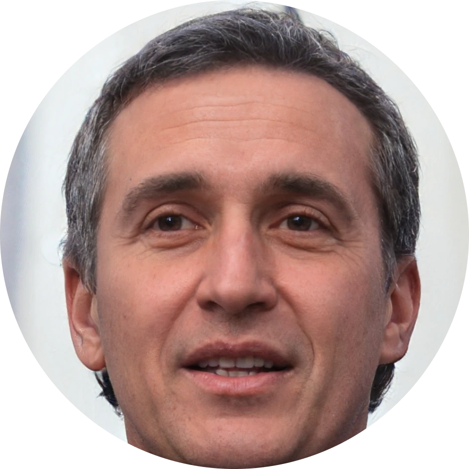 https://digiworldrd.com/wp-content/uploads/2025/10/Lic.-Martin-Ruiz.webp