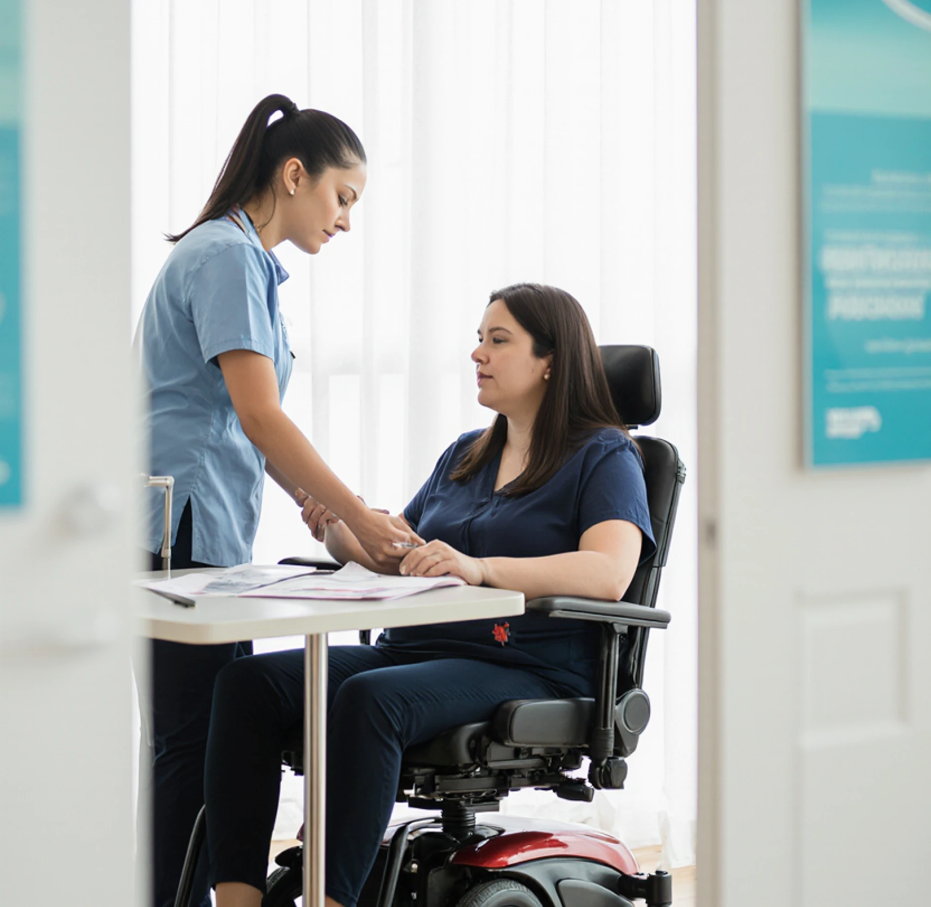 Sillas de ruedas eléctricas Chesh Health digiworld 6